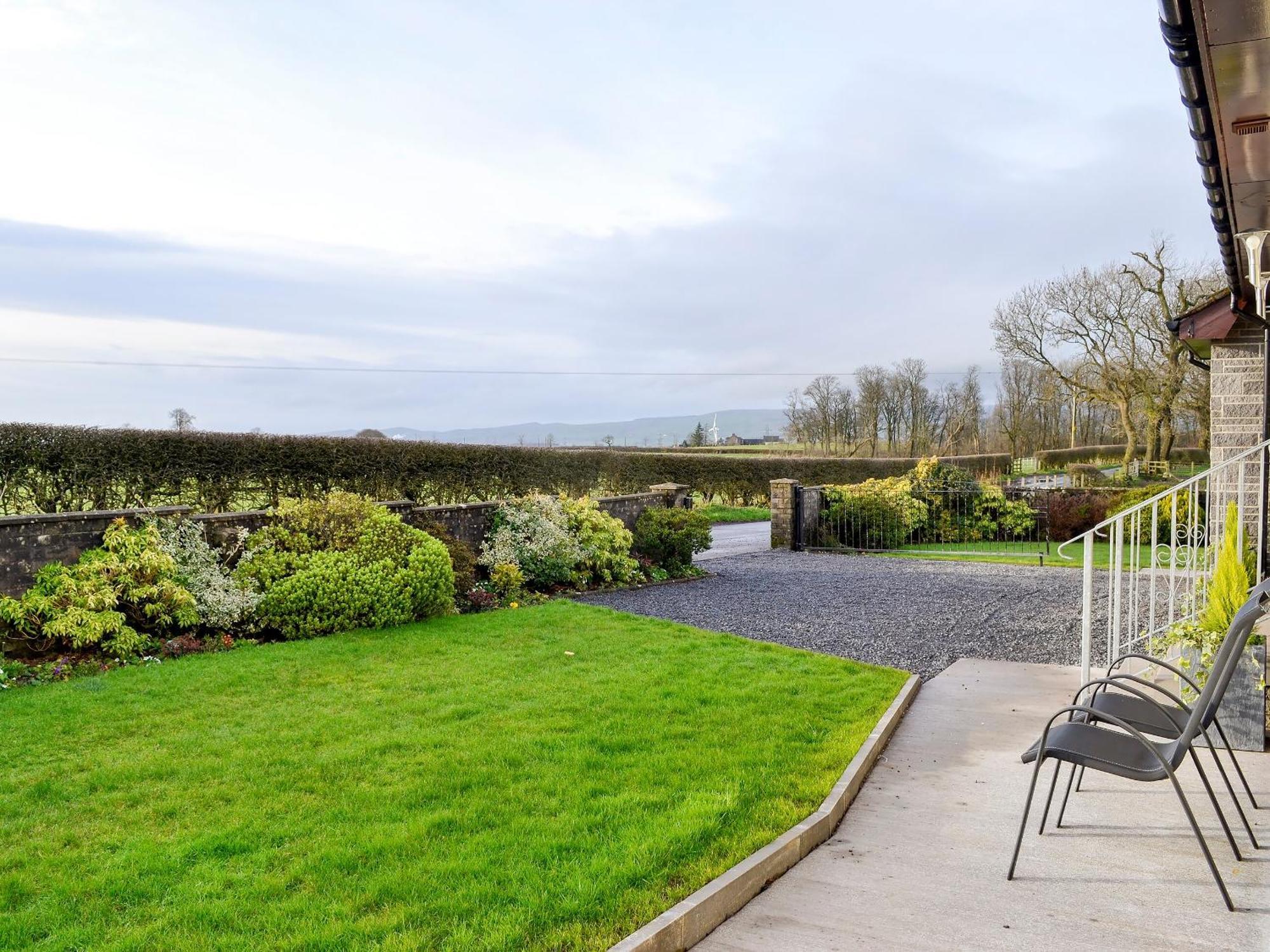 Hillview Villa Beith Екстериор снимка